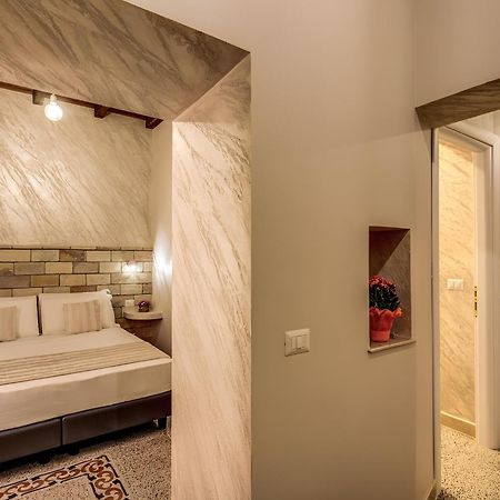 Colosseo Accomodation Room Guest House Rome Exterior photo